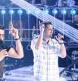 Henrique & Juliano foram os artistas mais ouvidos no Brasil em 2025 no Spotify.  Foto: @HenriqueeJuliano via YouTube / Estadão