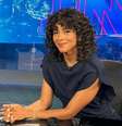 Antes de estrear na GloboNews, em 2016, Aline Midlej trabalhou na Band e Record  Foto: Reprodução/Facebook Jornal Nacional