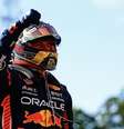 Max Verstappen comemorando vitória após corrida  Foto: Reprodução / X