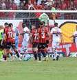  Foto: Reprodução - Legenda: Vitória vence o São Paulo e se livra do rebaixamento no Brasileirão / Jogada10