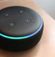 Amazon revelou quais as perguntas mais comuns feitas à Alexa em 2025  Foto: Reprodução/Unsplash/Lazar Gugleta