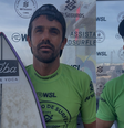 Michel Roque e Israel Junior estão classificados para as quartas de final da etapa da WSL na Praia do Futuro; ao Terra, eles falaram sobre as dificuldades que sofreram no início da carreira  Foto: Gabriel Gatto/Terra