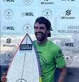 Michel Roque se classificou às quartas de final da disputa masculina ao vencer bateria com Weslley Dantas, líder do ranking sul-americano do Qualifying Series  Foto: Gabriel Gatto/Terra
