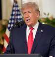 O presidente dos EUA, Donald Trump, discursa na Casa Branca, em 17 de dezembro de 2025, em Washington.  Foto: © Doug Mills / POOL/AFP / RFI