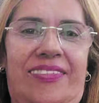 Lucinete trabalhava como babá e se preparava para morar no país com o marido e filho  Foto: Reprodução/Redes sociais