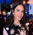 Mansão de Bruna Marquezine tem árvore de Natal temática, decoração elegante, quarto minimalista e confortável; veja fotos!.  Foto: AGNews / Purepeople