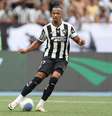 Marlon Freitas foi destaque no Botafogo nos títulos da Libertadores e Brasileirão –  Foto: Vitor Silva/Botafogo. / Jogada10