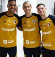 Profissionais da comissão técnica do São Paulo acompanham a reapresentação do elenco –  Foto: Reprodução / Instagram São Paulo / Jogada10