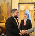Nicolás Maduro Guerra e seu pai, Nicolás Maduro, presidente da Venezuela   Foto: Reprodução/X