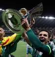 Weverton (à esquerda) é um dos jogadores mais vitoriosos da história do Palmeiras –  Foto: Cesar Greco/Palmeiras / Jogada10