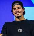 'BBB 26' com cota ex-Gabriel Medina? Em Casa de Vidro, candidata à Pipoca revela beijo no surfista: 'Nem deve lembrar'.  Foto: AGNews / Purepeople