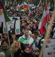 Em Paris, uma manifestação em apoio ao povo iraniano reuniu no domingo membros da diáspora iraniana que apoiam o retorno à monarquia. 11 de janeiro de 2026  Foto: AFP - KIRAN RIDLEY / RFI