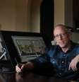 Scott Adams, cartunista norte-americano criador da lendária tirinha Dilbert morreu aos 68 anos  Foto: Lea Suzuki/The San Francisco Chronicle via Getty Images