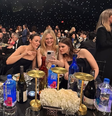 Stellan Skarsgård triste com a comida do Critics Choice Awards  Foto: Reprodução/Instagram