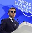 Emmanuel Macron na tribuna do Fórum Econômico Mundial em Davos, 20 de janeiro de 2026.  Foto: AFP - LUDOVIC MARIN / RFI