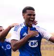 Cruzeiro comemora primeiro gol marcado na final da Copinha  Foto: ( Marco Galvão / Cruzeiro) / Sportbuzz