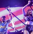 Fã de Anitta comove público ao anunciar cura de câncer em show no interior de SP  Foto: Reprodução/Redes Sociais