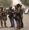 Brasileiro reagiu de forma violenta à prisão dos agentes do Serviço de Imigração e Alfândega dos Estados Unidos  Foto: Getty Images