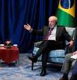 Lula e Trump durante reunião na Malásia, em outubro do ano passado. Novo encontro ocorrerá nesta quinta-feira, 7  Foto: REUTERS/Evelyn Hockstein