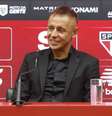 Rafinha será o ele entre a diretoria e comissão técnica e grupo de jogadores –  Foto: Rubens Chiri / São Paulo / Jogada10