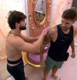 Veja o vídeo e entenda o motivo do climão entre Jonas e Paulo Augusto  Foto: Reprodução/Globo / Contigo