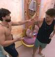 Big Fone causa treta entre Jonas e Paulo Augusto após queda  Foto: Reprodução/Globo / Contigo