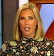 A âncora Kate Merrill argumenta ter sido vítima de 'racismo reverso' em canal de TV com vários apresentadores negros  Foto: Reprodução