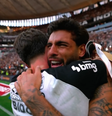 Yuri Alberto comemora título do Corinthians  Foto: Reprodução/Globo