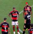 Carrascal foi expulso por Rafael Klein na final da Supercopa.  Foto: Reprodução/TV Globo / Estadão