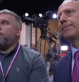 Steve Rosenberg e o produtor da BBC Ben Tavener (à esquerda) podem passar por controles extras de fiscalização ao entrar ou sair da Rússia  Foto: BBC News Brasil