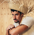 DtMF fez sucesso mundial e colocou artista pela quarta vez como o mais ouvido do Spotify em 2025  Foto: Divulgação/Eric Rojas