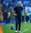 Luís Castro fez uma autocrítica ao fim da vitória gremista –  Foto: Lucas Uebel/Grêmio / Jogada10