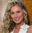 Lívia Andrade abre o coração e relembra críticas e ataques que recebia na época da escola  Foto: Reprodução / Contigo