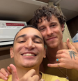 João Gomes posta foto com Shawn Mendes em camarim de Ivete Sangalo  Foto: Reprodução/Instagram/@joaogomescantor