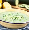 Sopa fria de pepino e castanha-de-caju  Foto: Ildi Papp | Shutterstock / Portal EdiCase