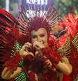 Virginia deixa Sapucaí vaiada e aos gritos de ‘Paolla’  Foto: Douglas Shineidr/Especial para o Terra