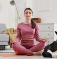 Pequenos momentos de meditação ajudam a reorganizar pensamentos e recuperar o equilíbrio após o Carnaval  Foto: Shutterstock / Alto Astral