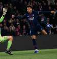 Hakimi parte para o ataque na vitória do PSG. Mas o Metz,que levou de 3 a 0, segue afundado em último.  Foto: Divulgação / PSG / Jogada10