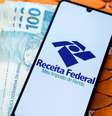 É importante ter cuidado ao preencher a declaração do imposto de renda  Foto: Sidney de Almeida | Shutterstock / Portal EdiCase