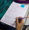 O desempenho dos alunos do 9.º ano em Língua Portuguesa na gestão Tarcísio de Freitas cresceu entre 2024 e 2025, mas não chegou ao registrado no fim do governo anterior, em 2022  Foto: Tiago Queiroz/Estadão / Estadão