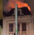 Bombeiros controlam após 8 h incêndio que atingiu prédio da Faculdade de Direito da USP  Foto: Reprodução/TV Globo