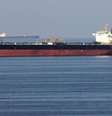 Via por onde os petroleiros podem navegar tem largura reduzida, o que a torna congestionada e perigosa  Foto: DW / Deutsche Welle