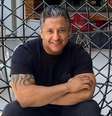 Eduardo Sacchiero se destacou pelo talento em deixar os artistas mais bonitos na TV  Foto: Reprodução