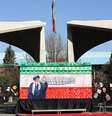 Um memorial improvisado em homenagem ao falecido líder supremo iraniano, o aiatolá Ali Khamenei, foi erguido em uma rua de Teerã, em 4 de março de 2026.  Foto: © Majid Asgaripour / via REUTERS / RFI