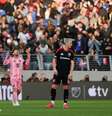  Foto: Patrick Smith / Getty Images - Legenda: Lionel Messi celebra gol na vitória sobre o DC United, o de número 899 na carreira / Jogada10