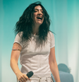 Lorde em show no Reino Unido em 2025  Foto: Joseph Okpako/WireImage