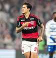 Pedro comemora gol com Leonardo Jardim; Flamengo leva a melhor sobre o Cruzeiro –  Foto: Gilvan de Souza / Flamengo / Jogada10
