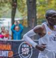 Eliud Kipchoge durante o Ineos 1:59, evento em que completou uma maratona em menos de duas horas, em 2019  Foto: Robert Szaniszlo/NurPhoto via Getty Images