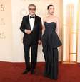 Kleber Mendonça e Emilie Lesclaux, diretor e produtora de O Agente Secreto, no Oscar  Foto: Myung J. Chun / Los Angeles Times / Getty Images