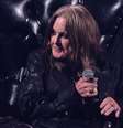 Ozzy Osbourne em 2024  Foto: Dia Dipasupil / Getty Images for The Rock and Roll Hall of Fame / Rolling Stone Brasil